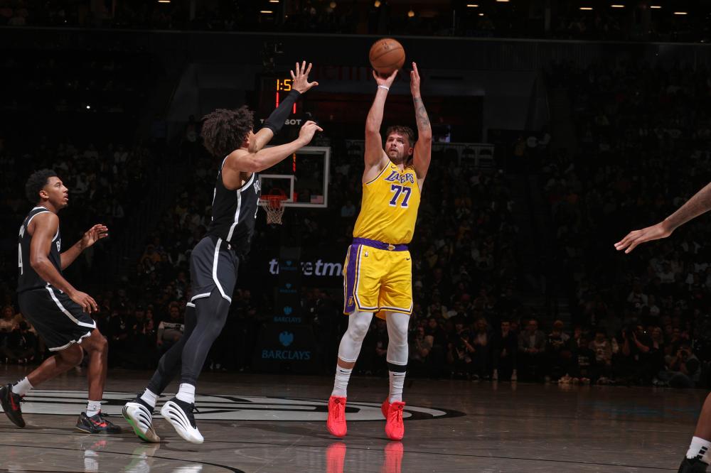 通过观看比 通过观看比